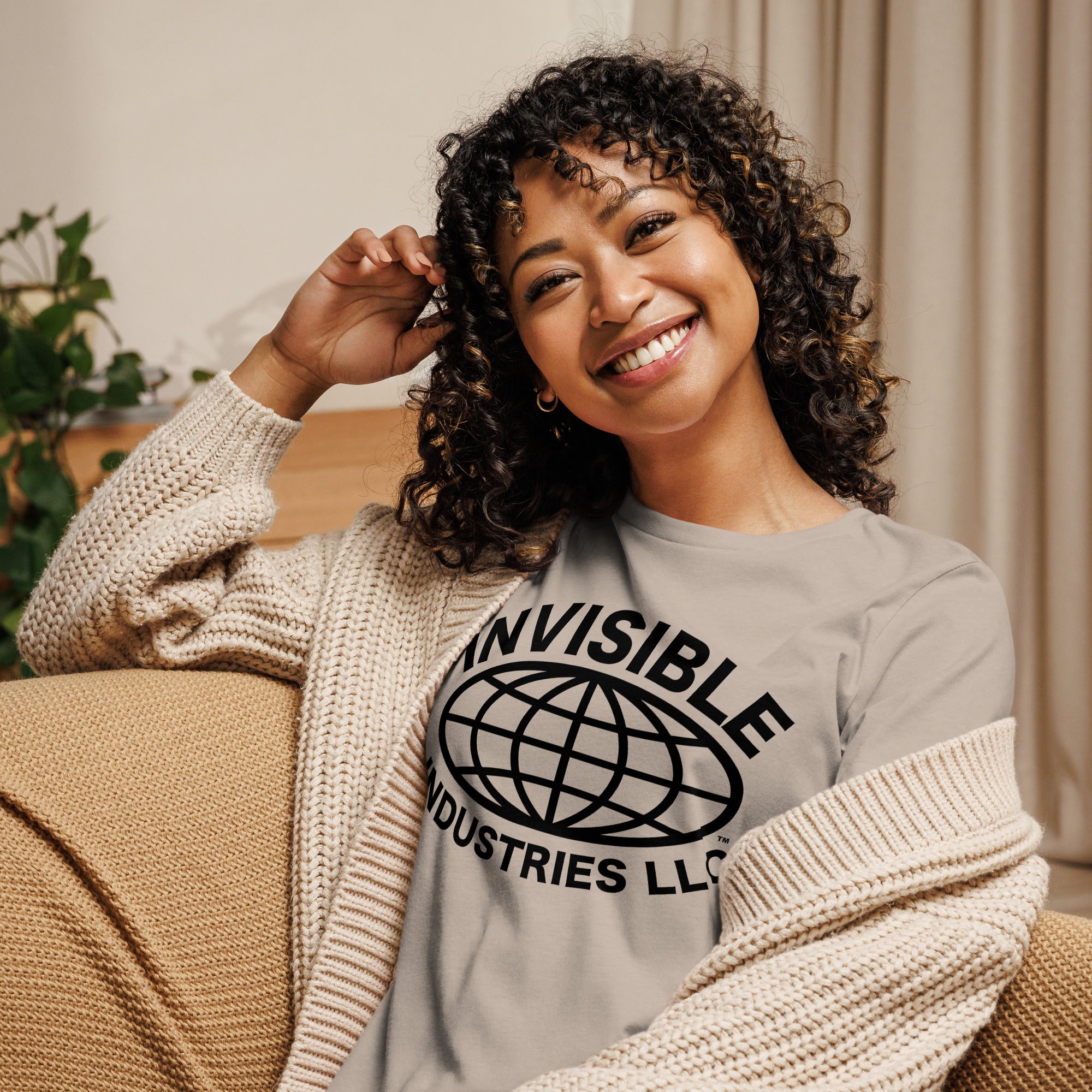 Global Icon Women's Relaxed T-Shirt